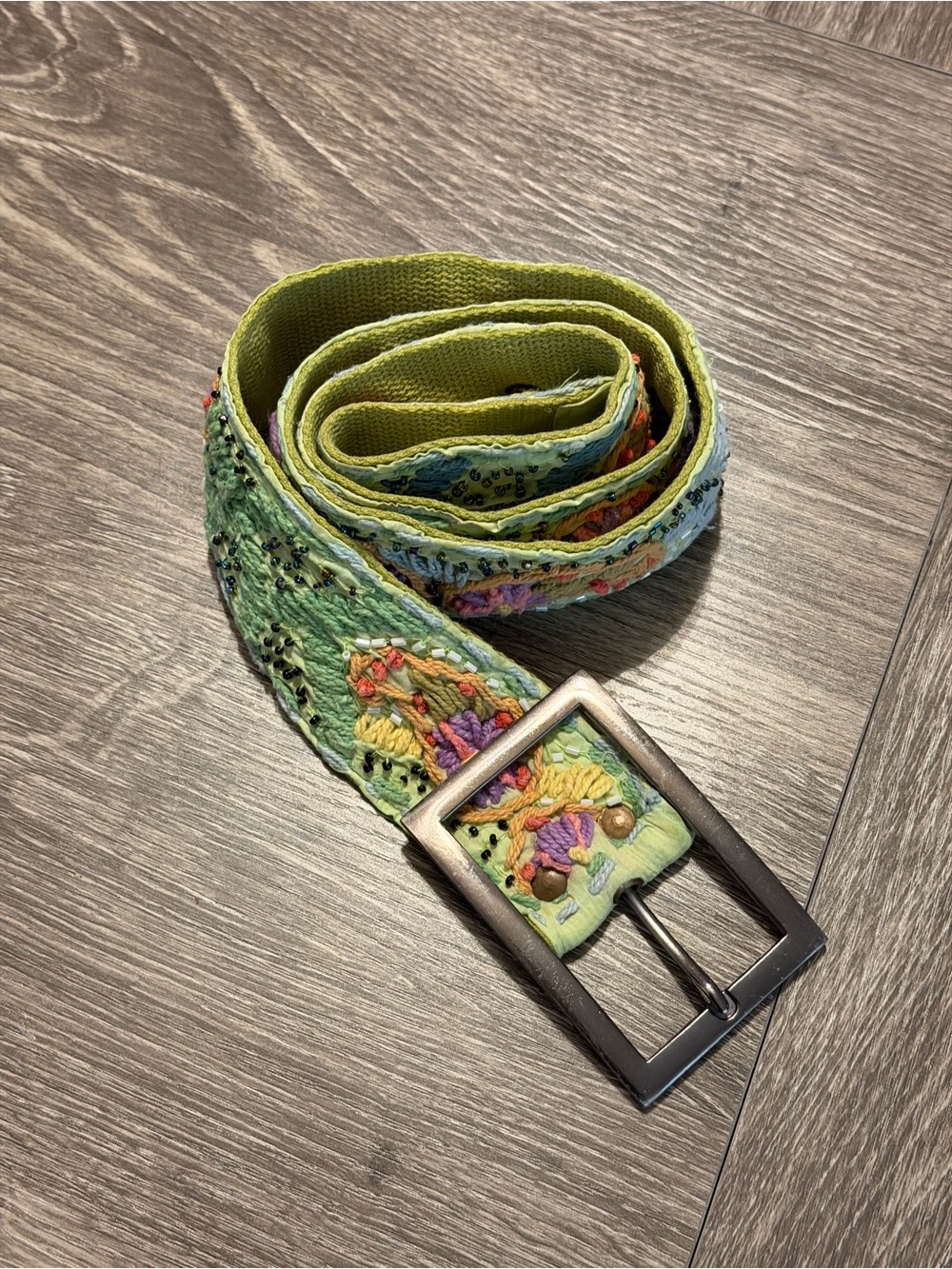 Embroidered Beaded Floral Women's Belt - Picture 3 of 7